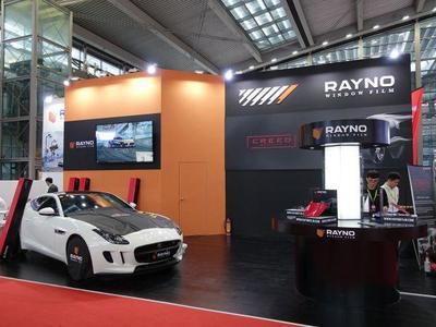 車漆保護膜專家RAYNO瑞锘閃耀2018汽車改裝服務業(yè)展覽會，引領(lǐng)汽車服務新趨勢